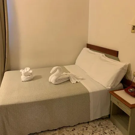 Tiziana Hotel 3*