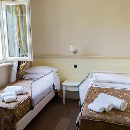 Tiziana 3*