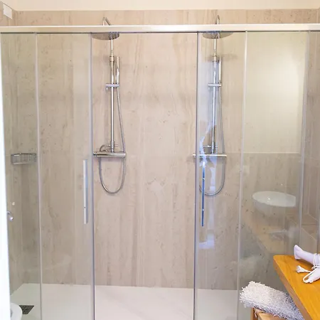 Tiziana Hotel 3*
