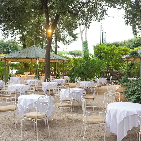 Tiziana مارينا دي بييتراسانْت