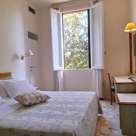 Tiziana 호텔 마리아나디피에트라산타