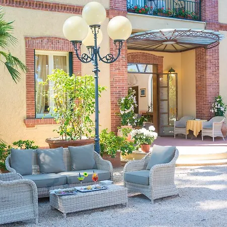 Tiziana 3* Marina di Pietrasanta